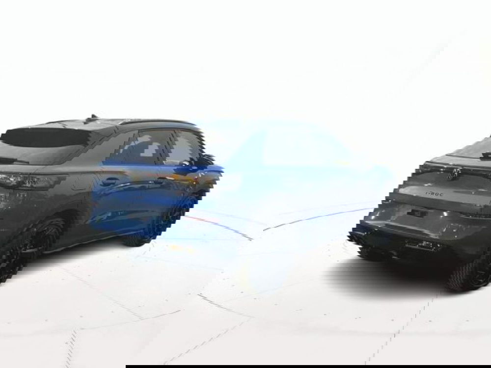 Volkswagen T-Roc nuova a Vicenza (3)