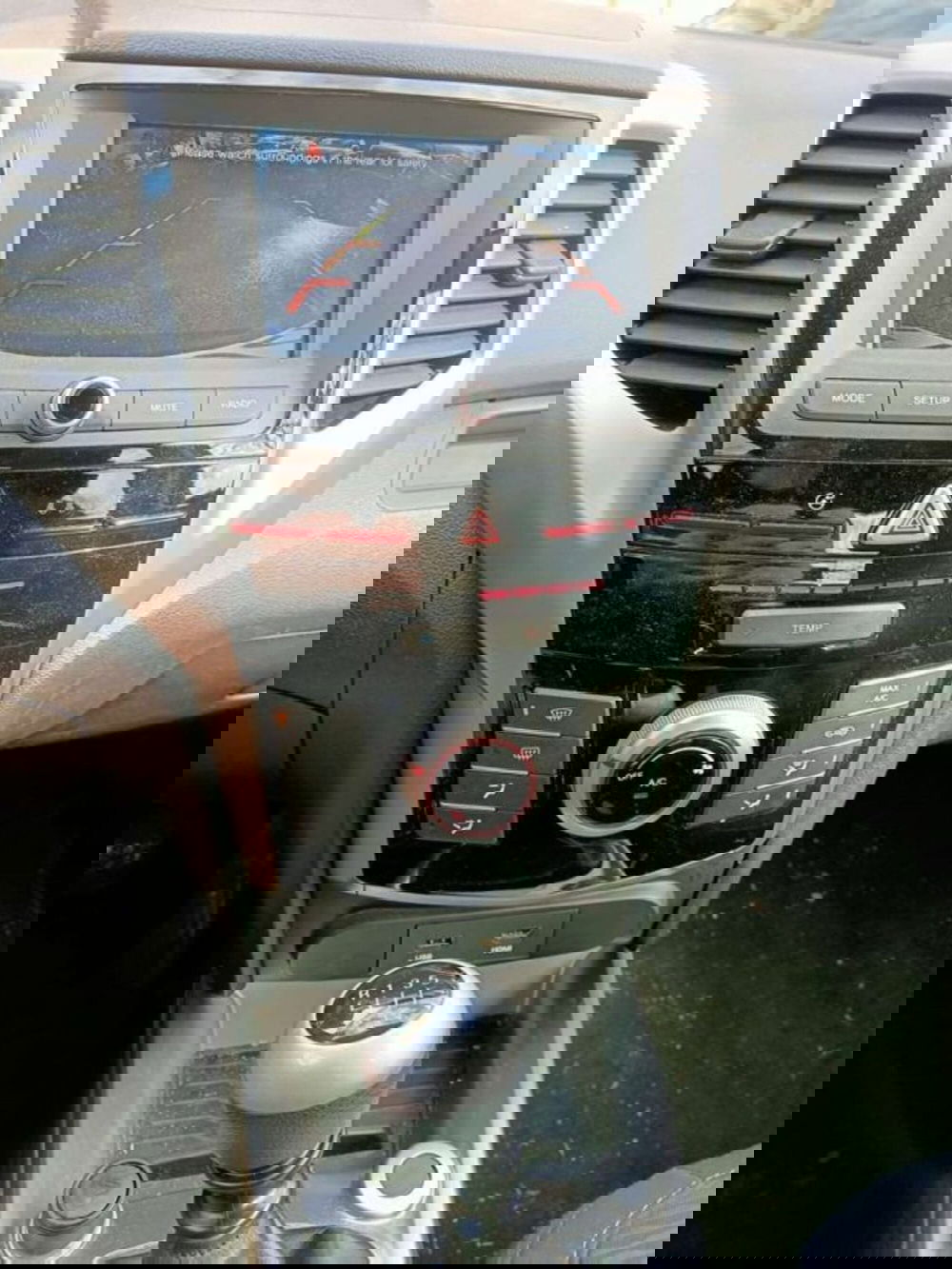 Ssangyong Tivoli usata a Firenze (8)