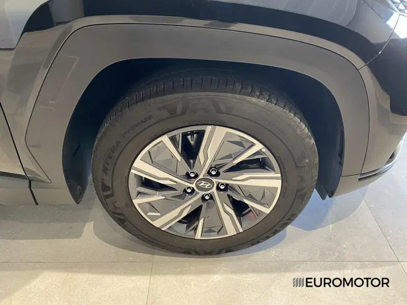 Hyundai Tucson usata a Bari (5)