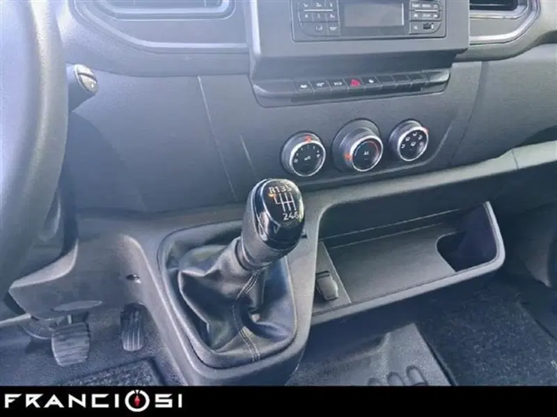 Renault Master Furgone usata a Modena (8)