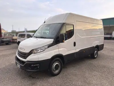 Iveco Daily Furgone 50/35 C16ZH3.0 A8 V H2 3520L HD del 2023 usata a Castegnato