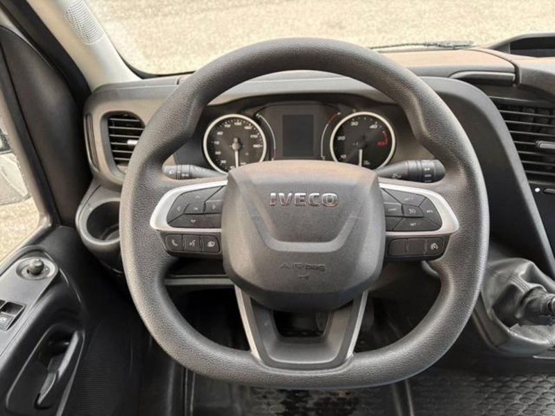 Iveco Daily Furgone usata a Brescia (10)