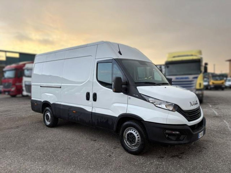 Iveco Daily Furgone usata a Brescia (3)