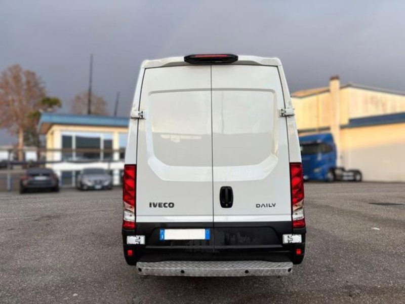 Iveco Daily Furgone usata a Brescia (5)