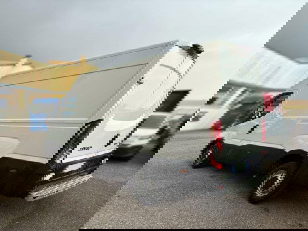 Iveco Daily Furgone usata a Brescia (6)
