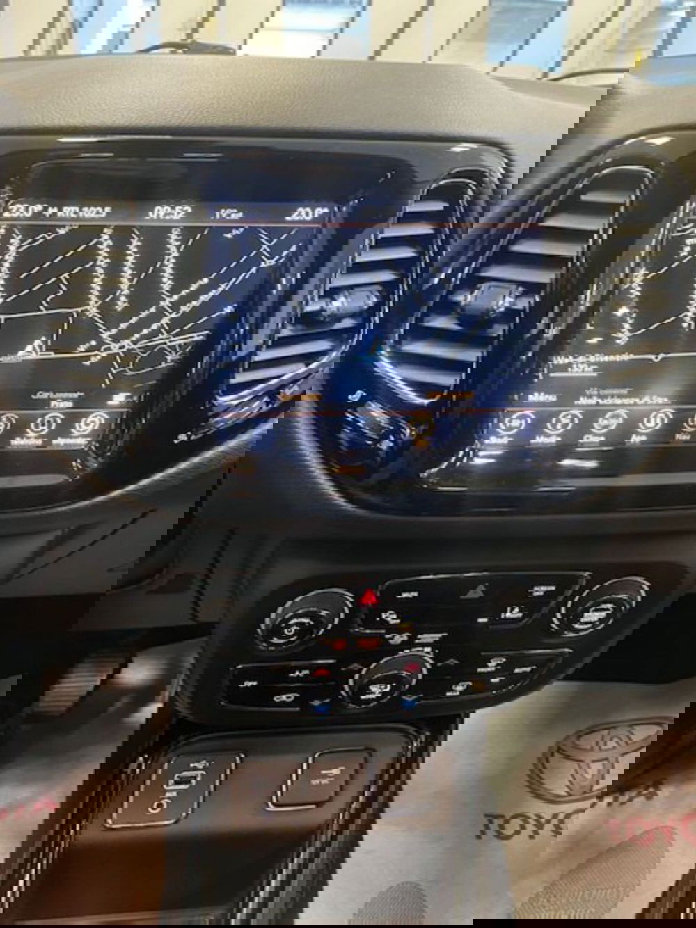 Jeep Compass usata a Prato (12)