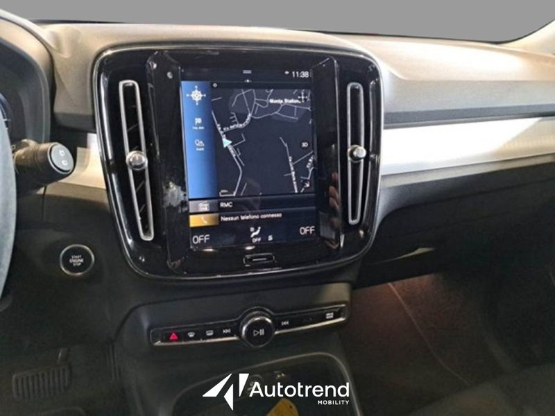 Volvo XC40 usata a Bari (11)