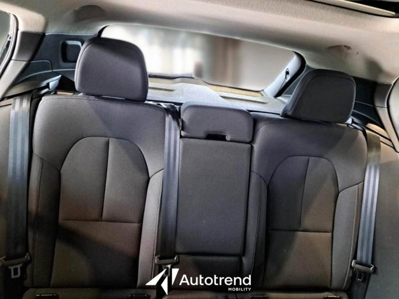 Volvo XC40 usata a Bari (12)