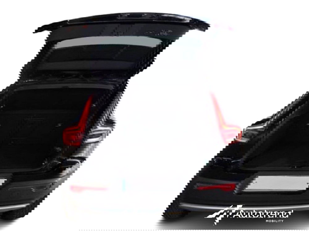 Volvo XC40 usata a Bari (19)