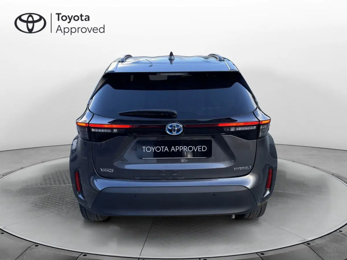 Toyota Yaris Cross usata a Como (4)