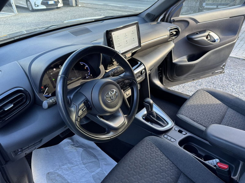 Toyota Yaris Cross usata a Como (7)