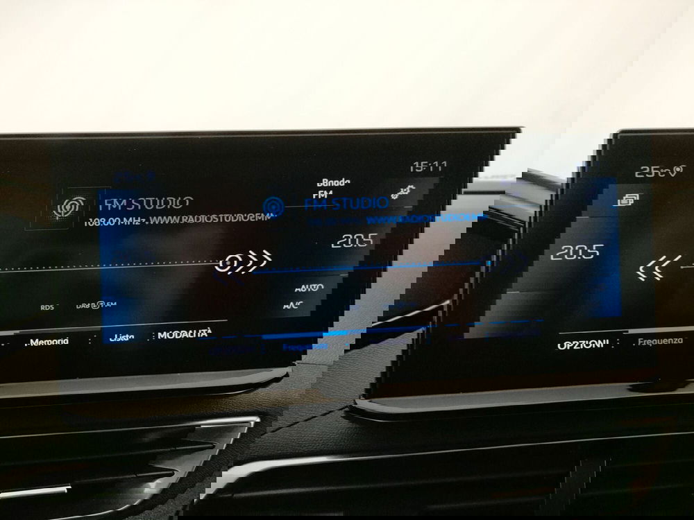 Peugeot 3008 usata a Caserta (20)