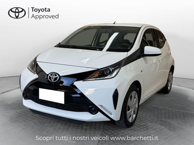 Toyota Aygo 1.0 VVT-i 69 CV 5 porte x-play del 2017 usata a Brescia