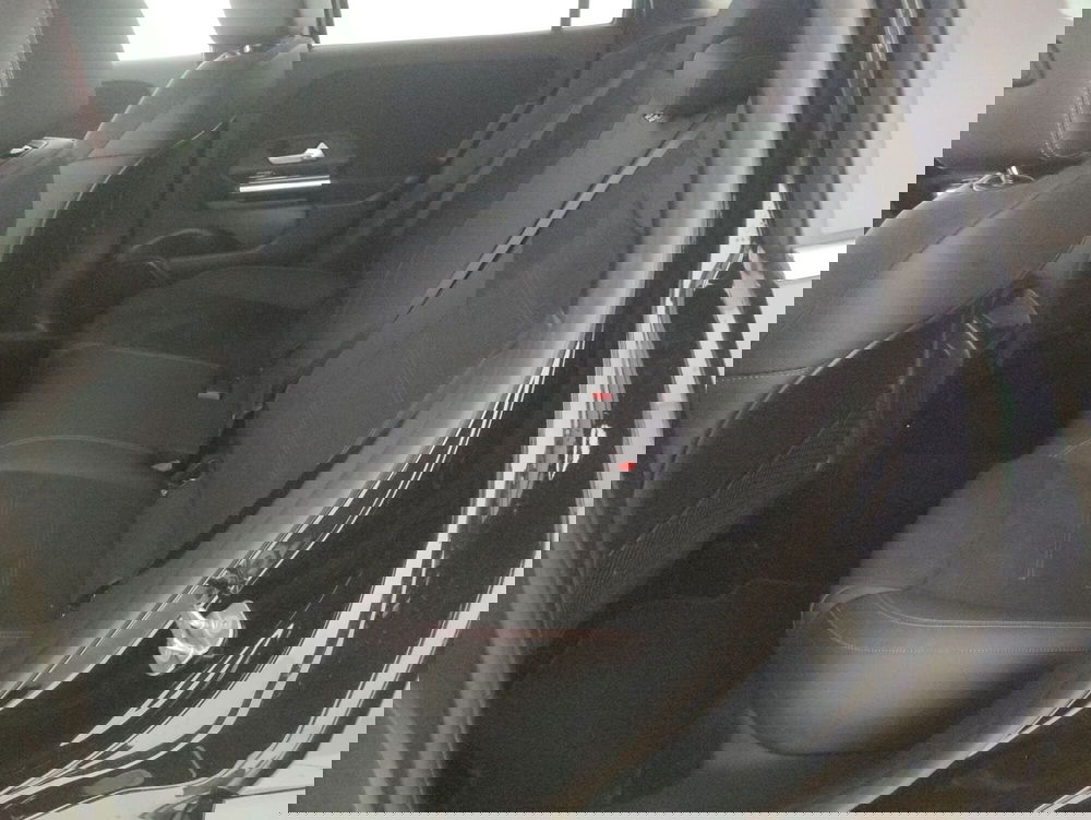 Mercedes-Benz GLA SUV usata a Genova (7)