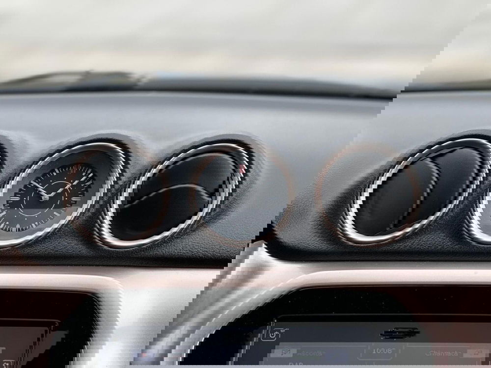 Suzuki Vitara usata a Matera (20)