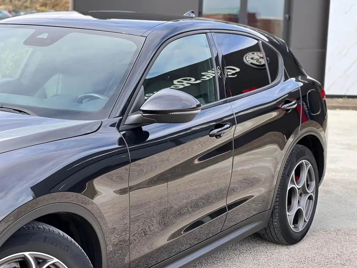 Alfa Romeo Stelvio usata a Matera (5)