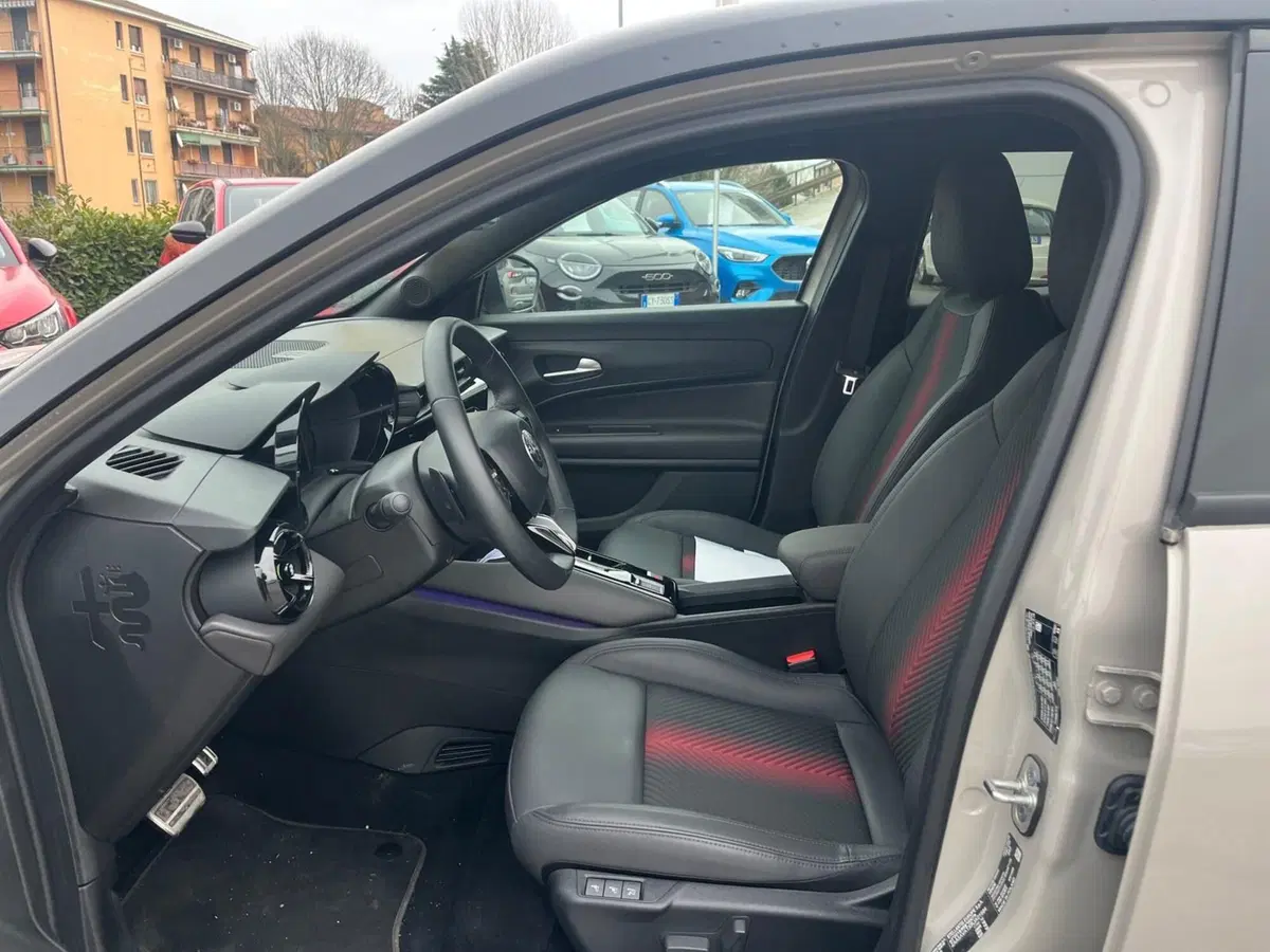 Alfa Romeo Junior usata a Milano (12)