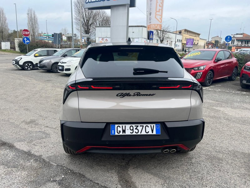 Alfa Romeo Junior usata a Milano (9)