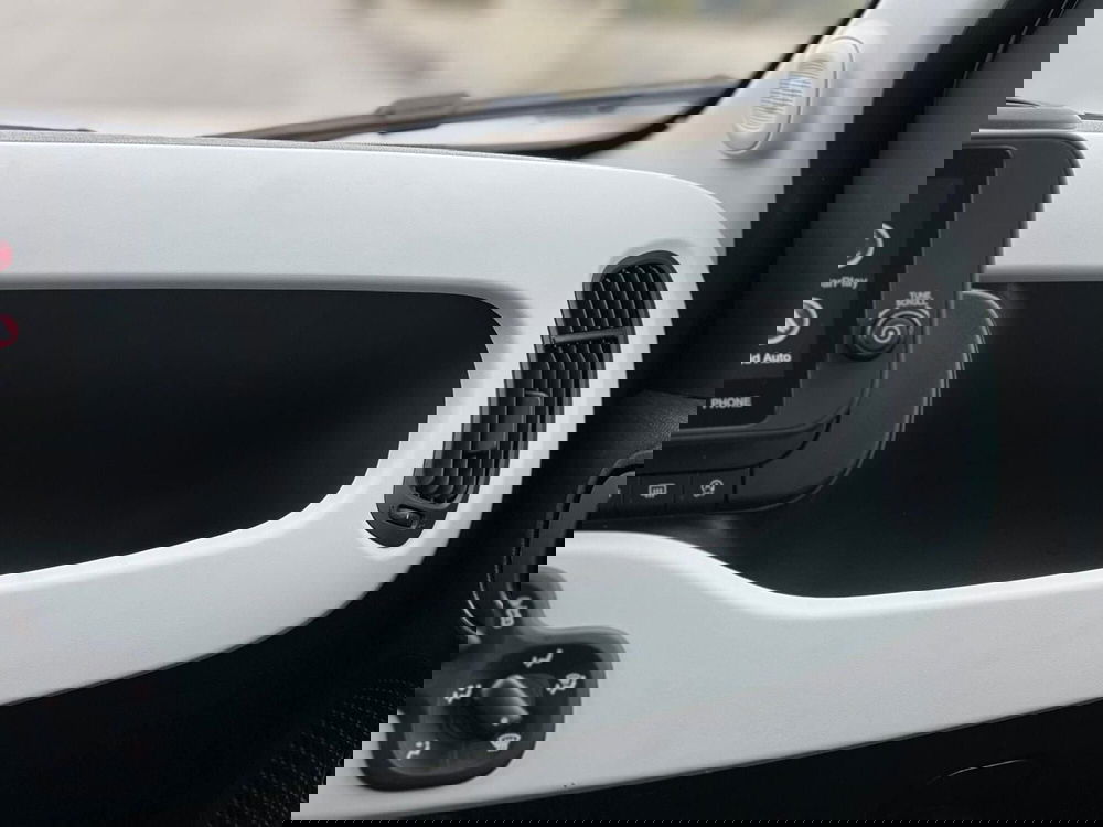 Fiat Panda Cross usata a Matera (19)