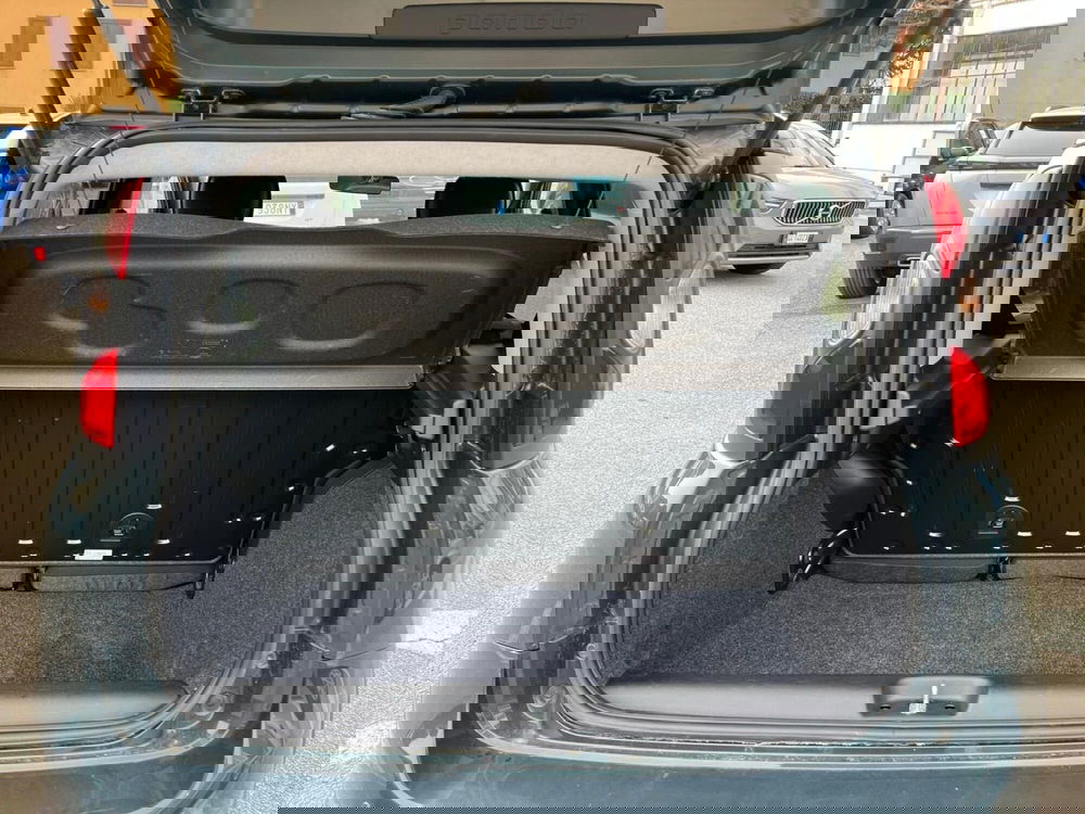 Fiat Panda Cross usata a Milano (12)