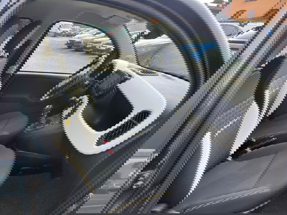 Fiat Panda Cross usata a Milano (14)