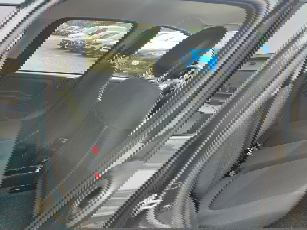 Fiat Panda Cross usata a Milano (15)