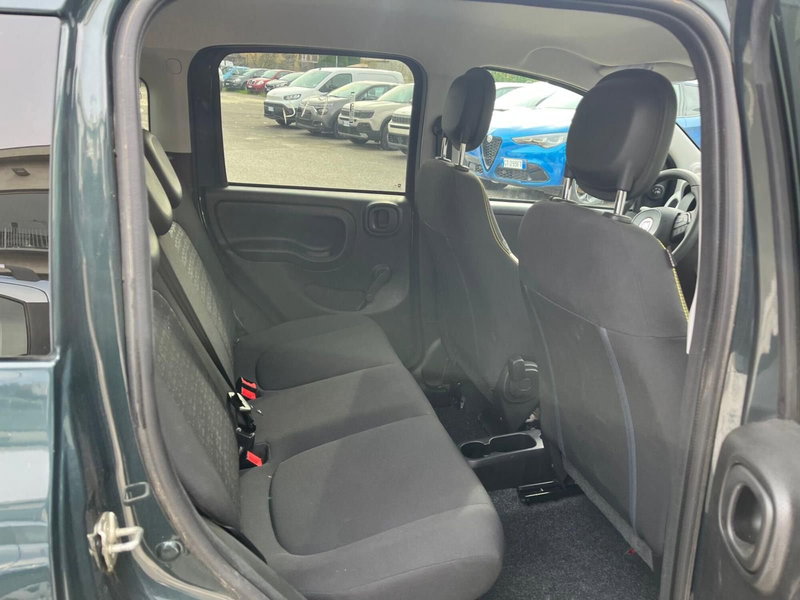 Fiat Panda Cross usata a Milano (15)