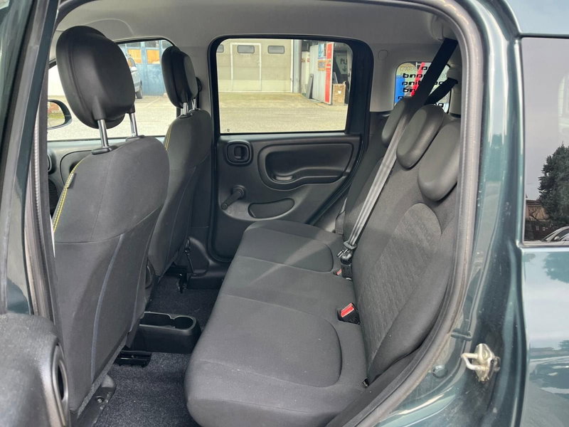 Fiat Panda Cross usata a Milano (16)