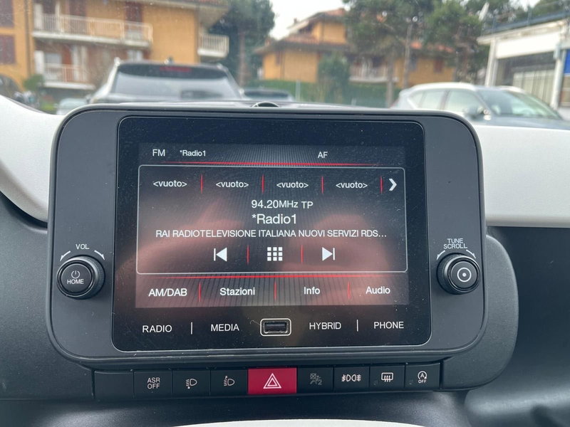Fiat Panda Cross usata a Milano (18)