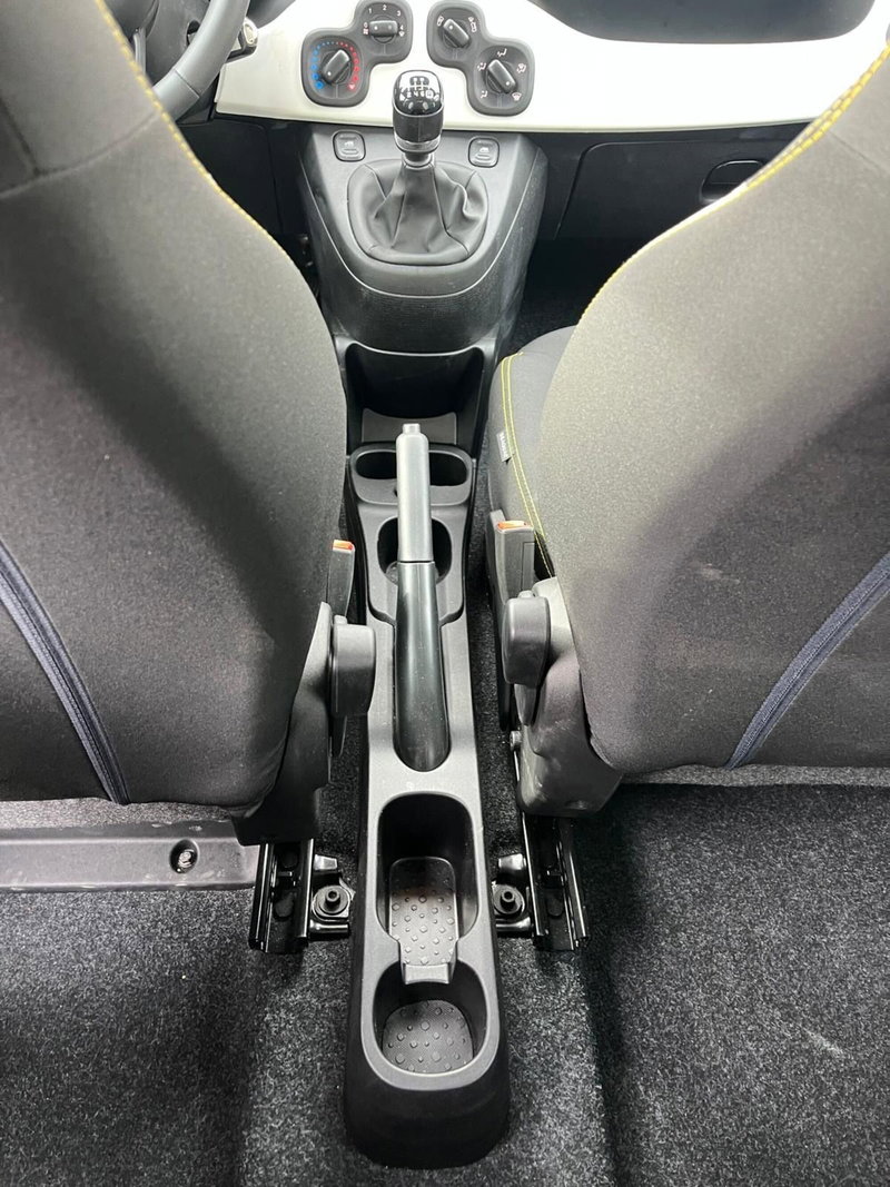 Fiat Panda Cross usata a Milano (20)