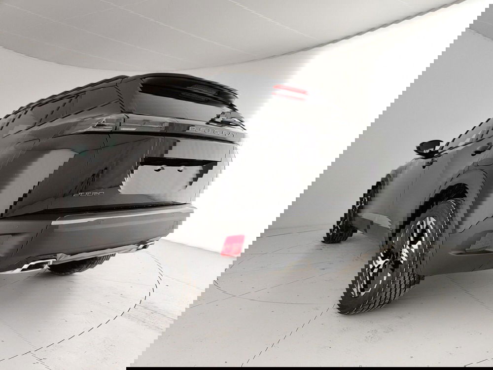 Peugeot 2008 nuova a Caserta (9)