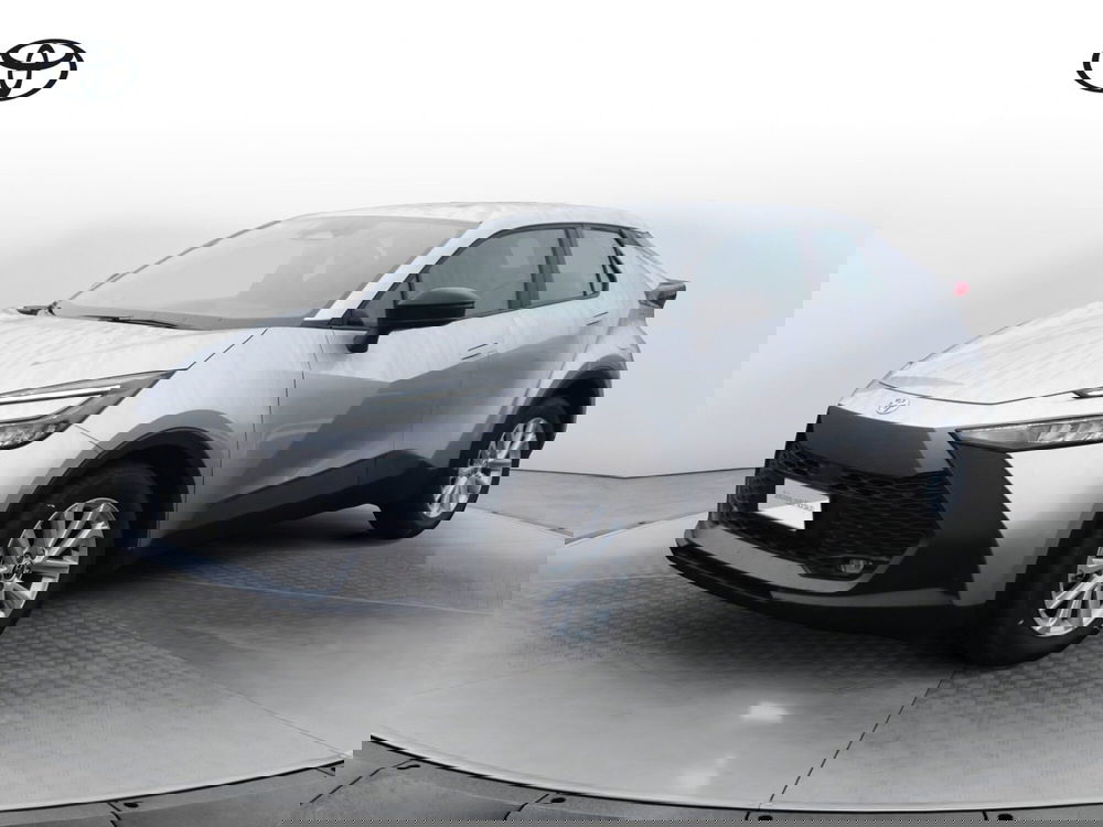 Toyota Toyota C-HR nuova a Treviso