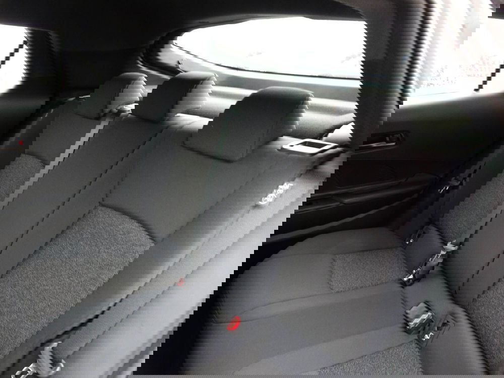 Toyota Toyota C-HR nuova a Treviso (11)