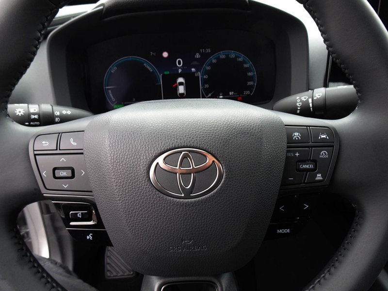 Toyota Toyota C-HR nuova a Treviso (13)