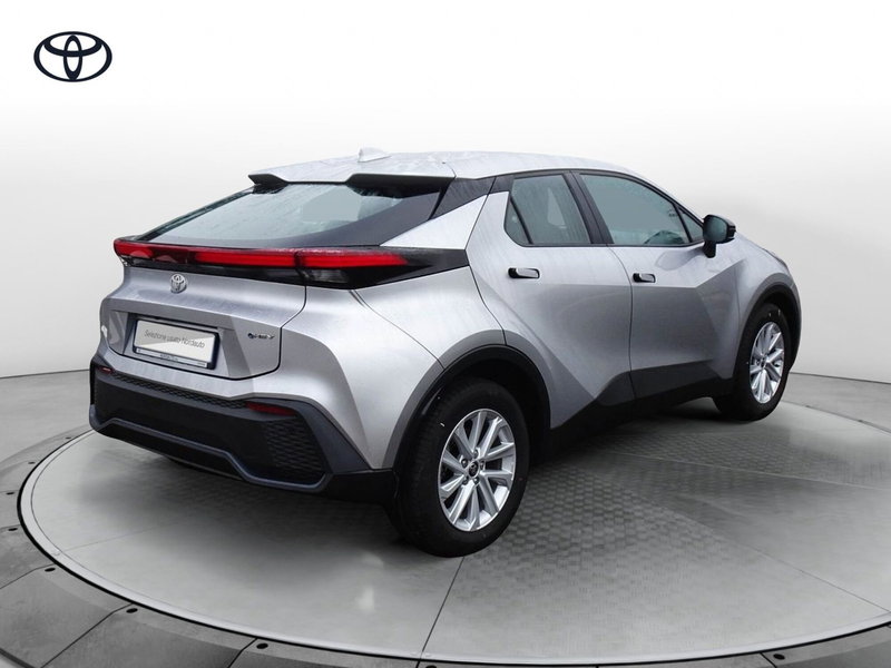 Toyota Toyota C-HR nuova a Treviso (5)