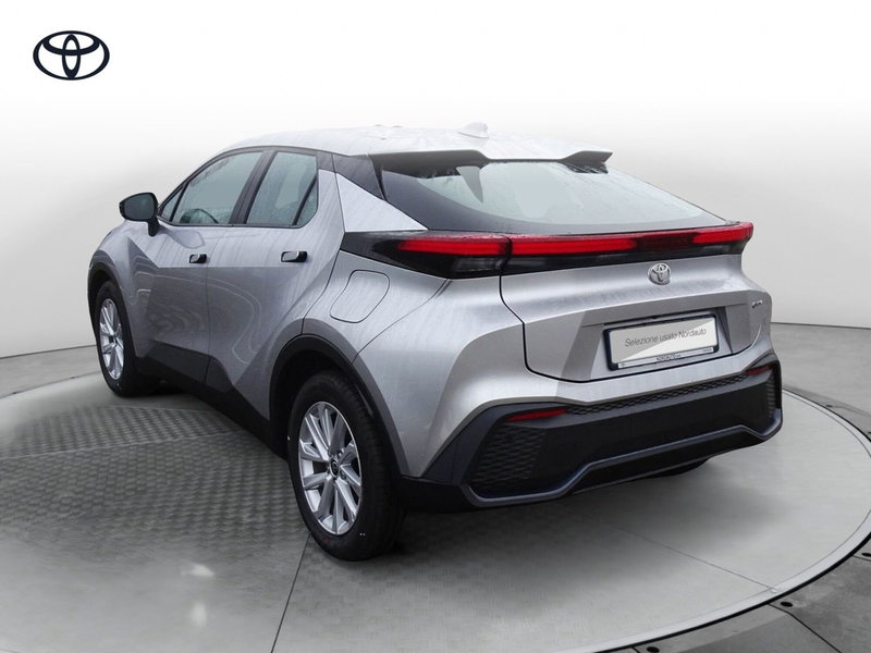 Toyota Toyota C-HR nuova a Treviso (7)