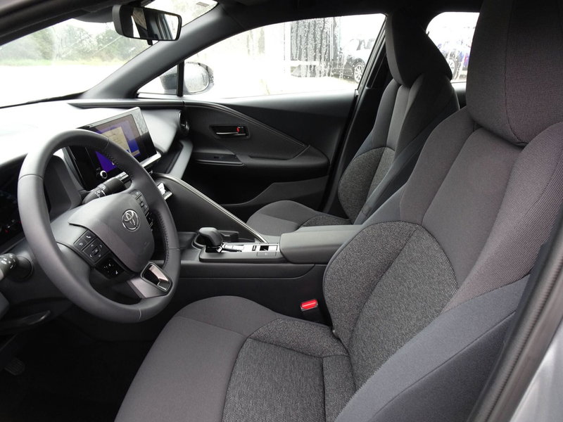 Toyota Toyota C-HR nuova a Treviso (9)