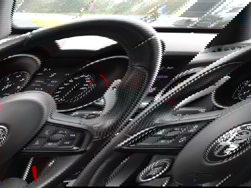 Alfa Romeo Stelvio usata a Treviso (15)
