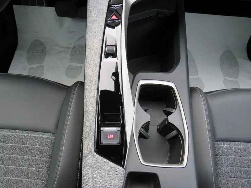 Peugeot 5008 usata a Monza e Brianza (11)