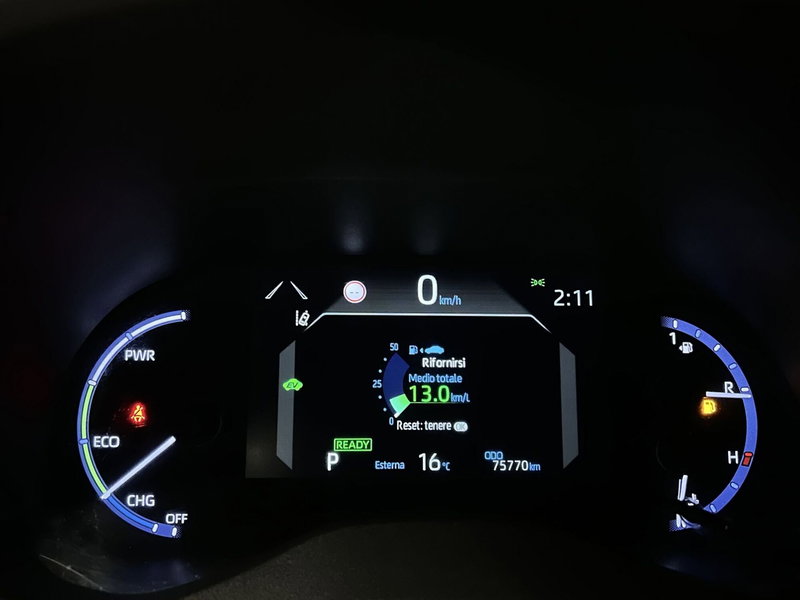 Toyota Yaris Cross usata a Milano (13)