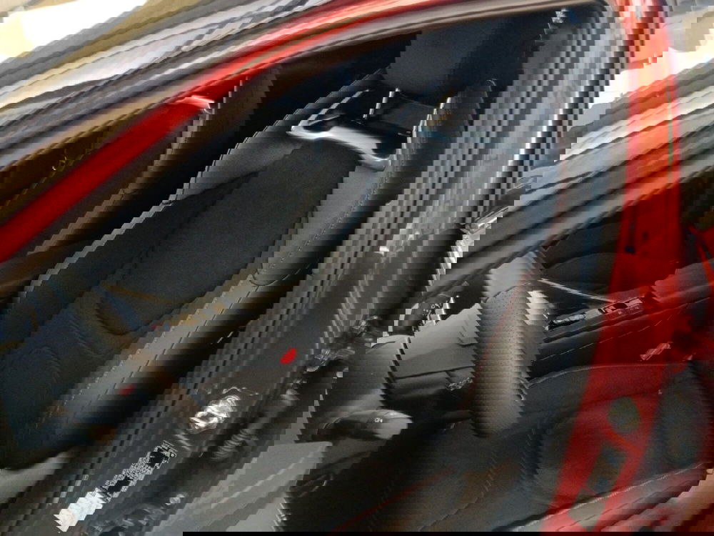 Toyota Toyota C-HR usata a Milano (10)