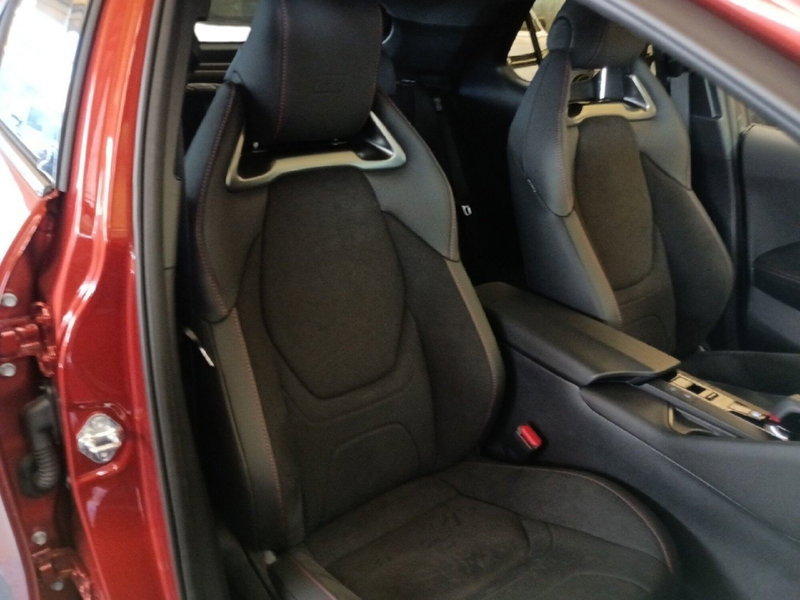 Toyota Toyota C-HR usata a Milano (6)