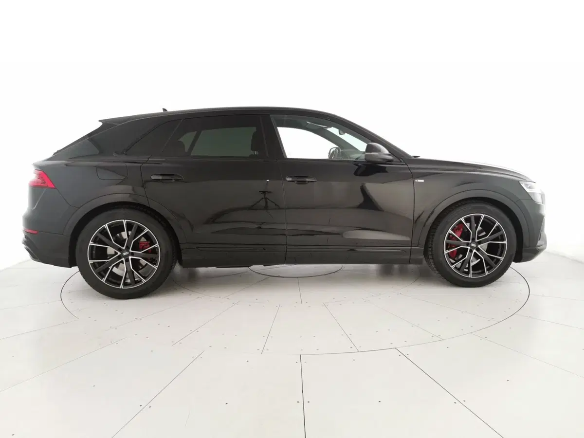 Audi Q8 Sportback usata a Chieti (4)