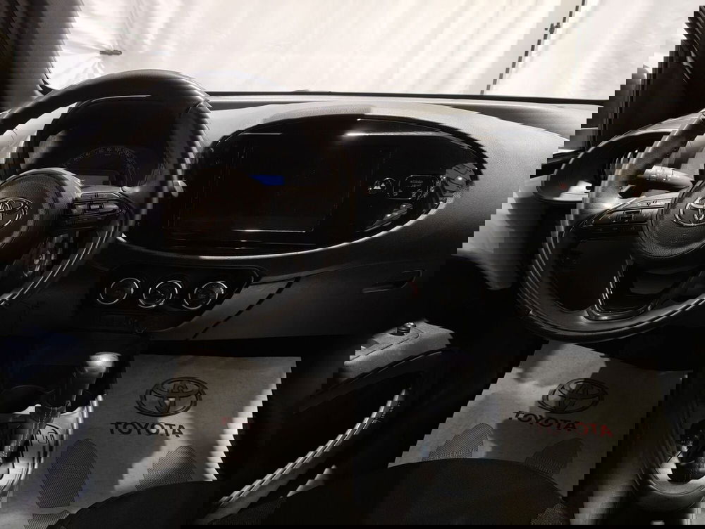 Toyota Aygo X usata a Roma (9)