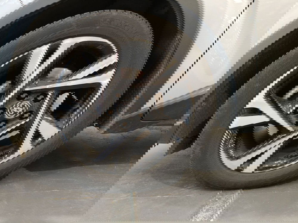 Toyota Toyota C-HR usata a Frosinone (18)