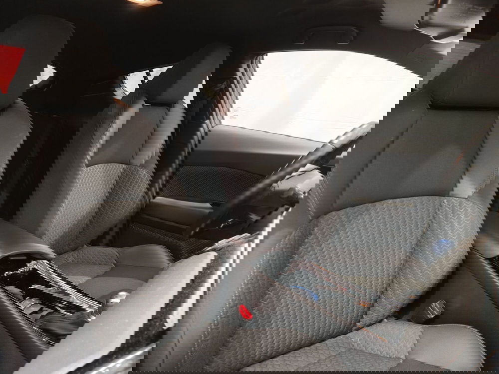 Toyota Toyota C-HR usata a Frosinone (7)