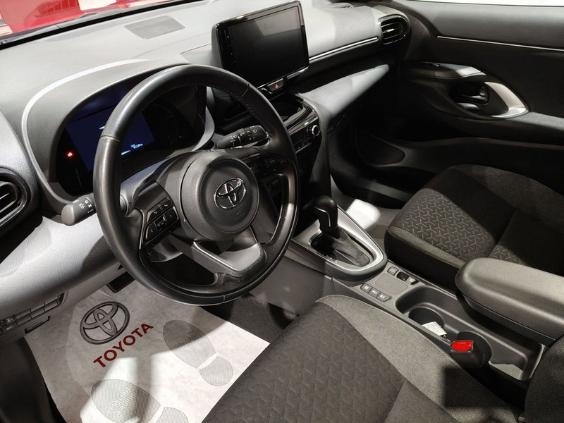 Toyota Yaris Cross usata a Roma (12)