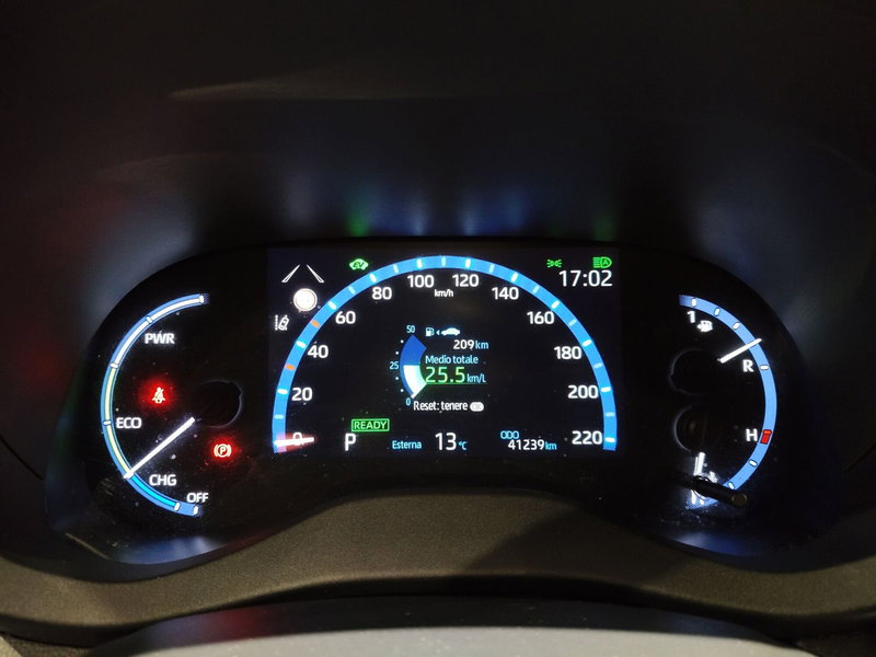 Toyota Yaris Cross usata a Roma (16)