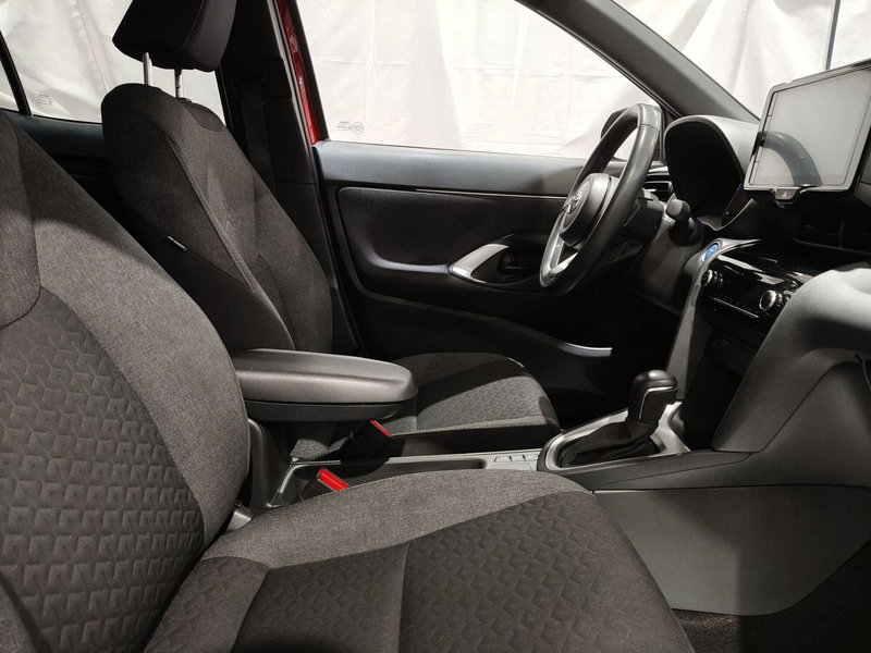 Toyota Yaris Cross usata a Roma (6)