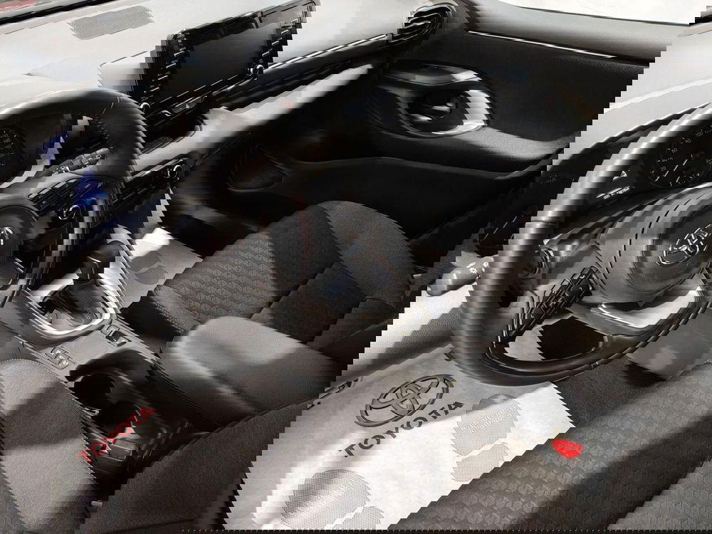 Toyota Yaris usata a Frosinone (11)